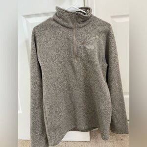 Men’s North Face quarter zip